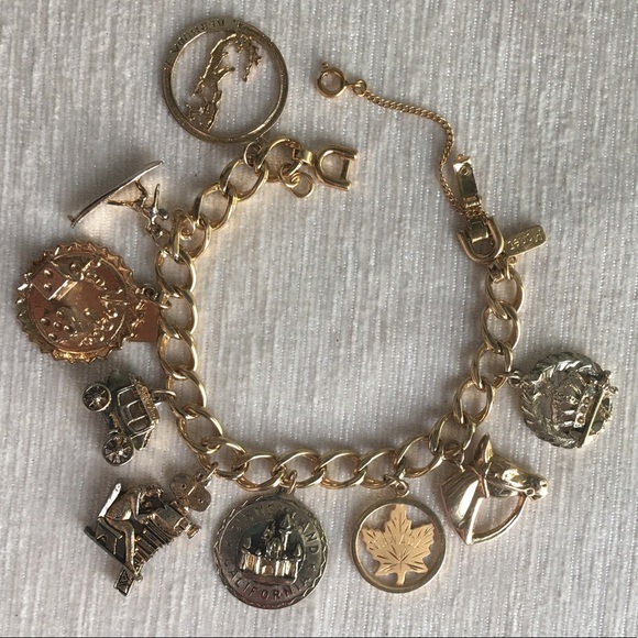 VINTAGE charm bracelet in gold